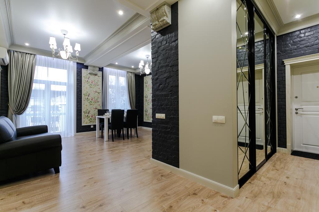 Royal Rent Minsk公寓 外观 照片